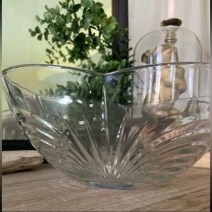 Mikasa Celebrations Emerald Brilliance Crystal Bowl